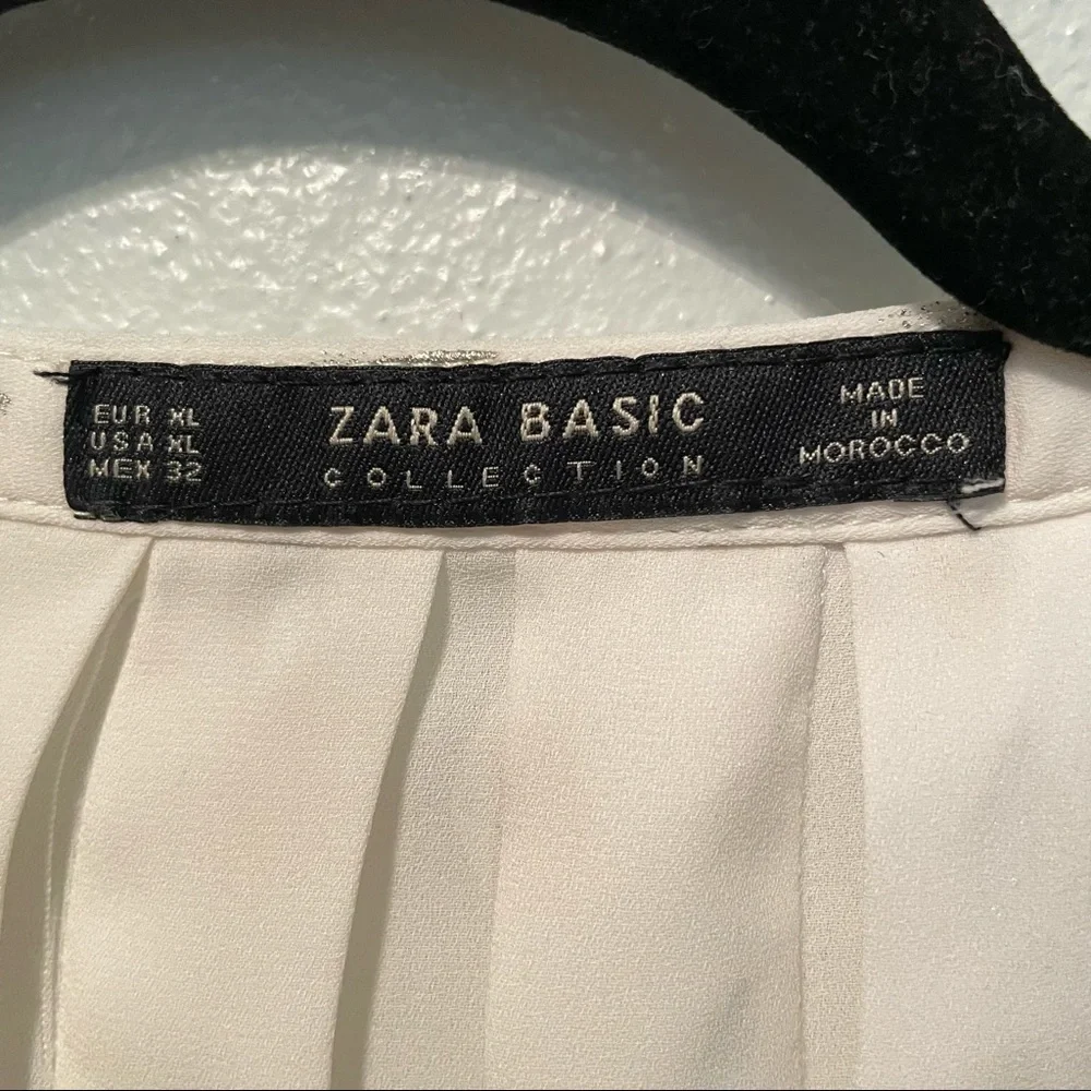 Zara Cream Tie Neck blouse with Gold Accent size XL - Picture 5 of 5